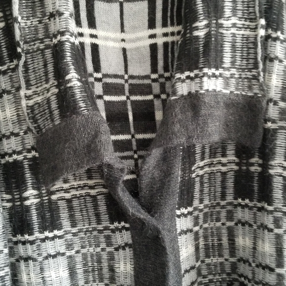 Victoria's Secret Oversized Geometric Grandpa SweaterMohair/ Wool blend M Medium - Picture 4 of 5